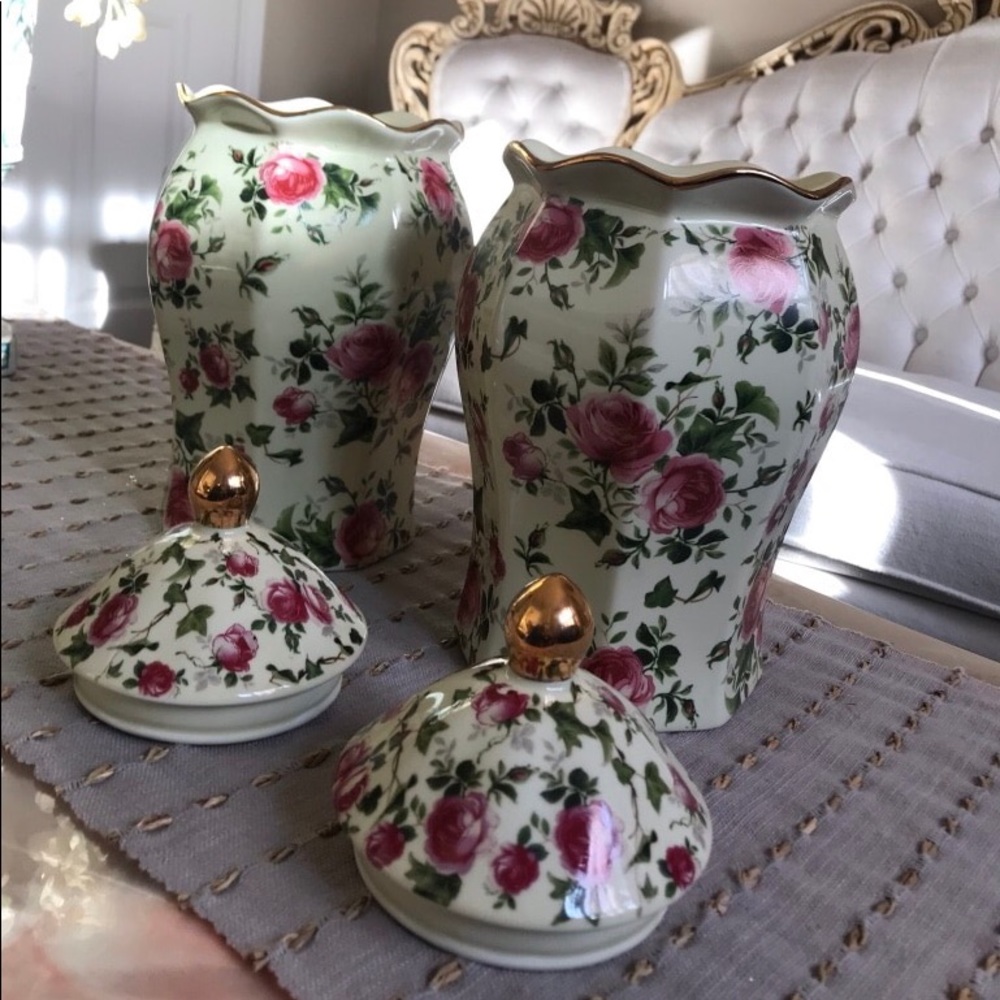 Decorative Floral gold trim canister set. - Picture 5 of 5